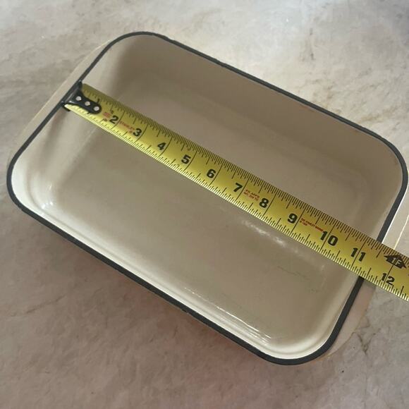 Vintage Le Creuset rectangular baker cast iron yellow 12.5”   ** Rare find - Picture 14 of 14